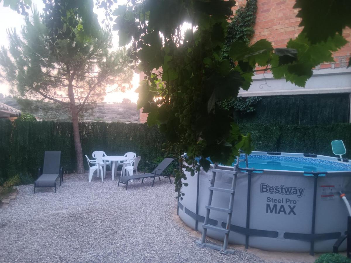 Вилла Alojamiento En Sant Marti Rocafort de Vallbona Экстерьер фото